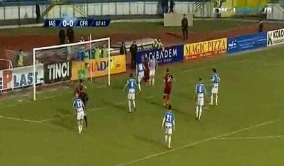 Incroyable: Ce gardien réalise 4 arrêts à bout portant sur la même action