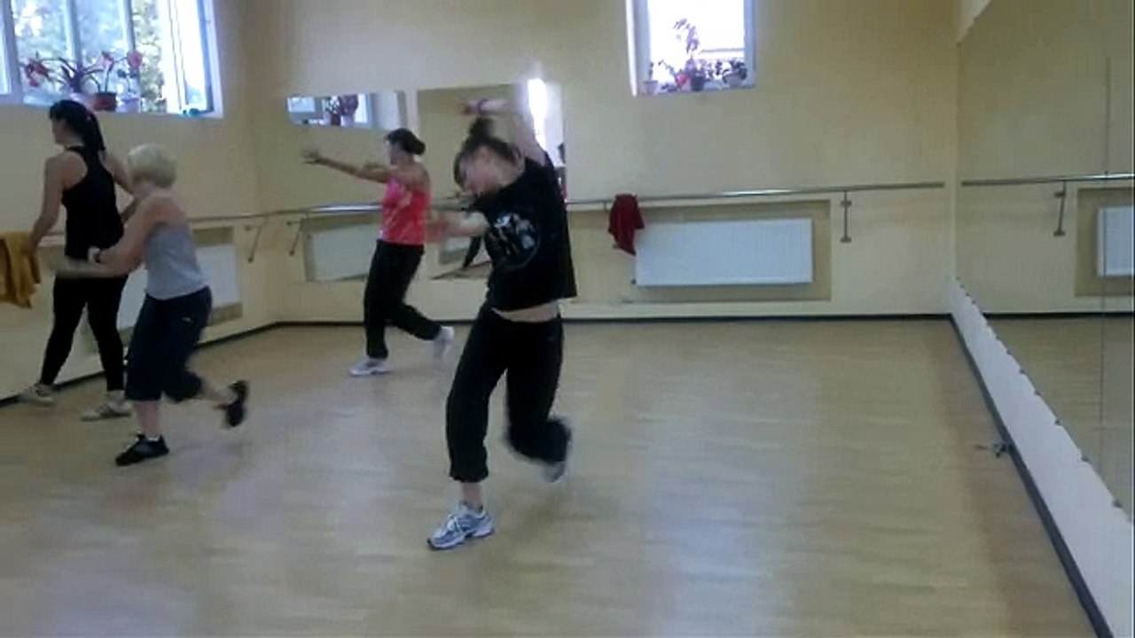аэробика Hi-Low.webm