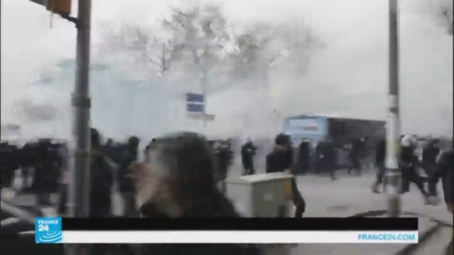 الشرطة التركية تفرق احتجاجات سلمية بالقنابل المسيلة للدموع