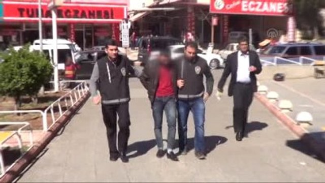 Arkadaşını Bıçaklayarak Öldürdüğü İddiasıyla Aranan Zanlı Yakalandı