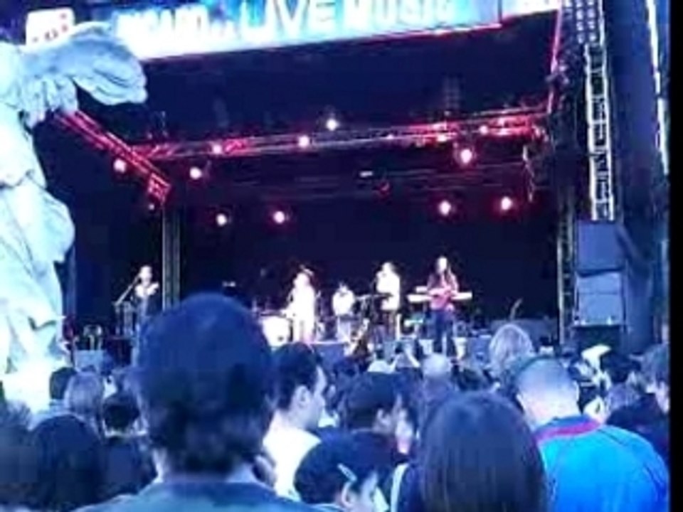 SANDY THOM