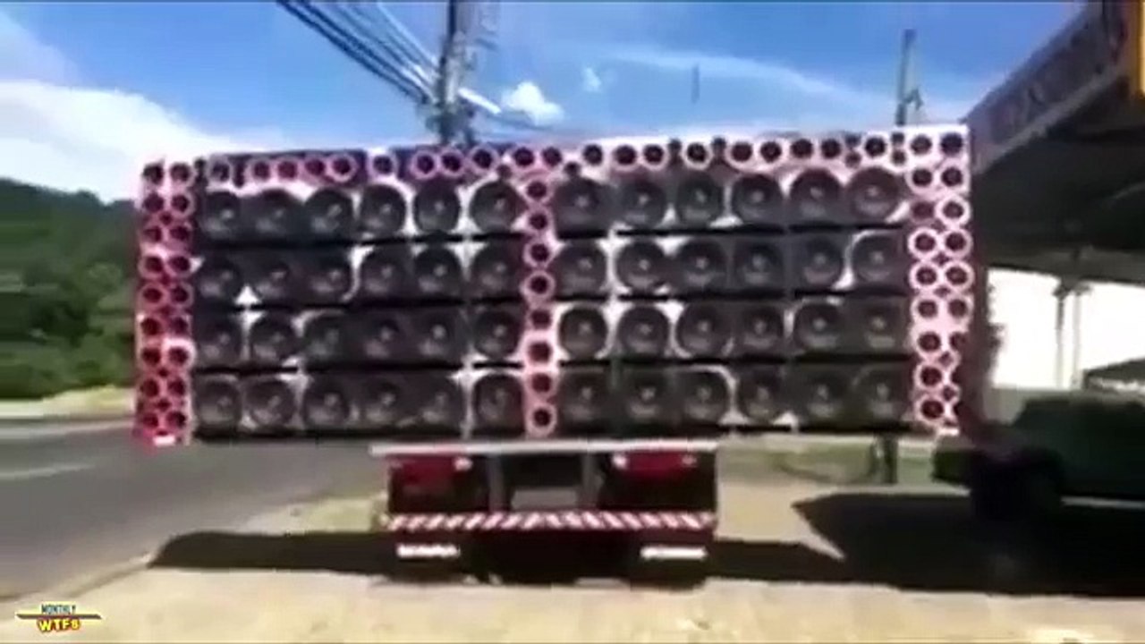 WTF Compilation || January 2016 || MonthlyFails