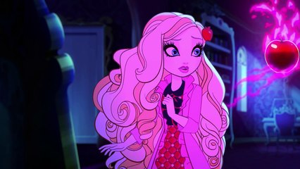 The Evil Queen Escapes! | Ever After High