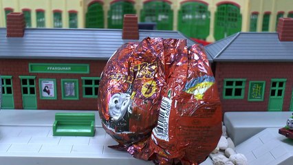 Surprise Egg Unboxing like Kinder Egg Surprise Toys Thomas and Friends James Thomas Percy