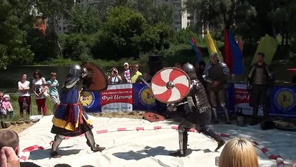 Боевое историческое фехтование (щит-меч)- Константин Наталуха - клуб Тамерлан (Сумы)