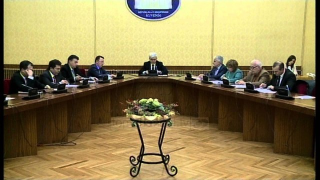 Reforma drejt dështimit - Top Channel Albania - News - Lajme