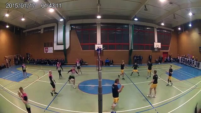 FRAGMENT FINAŁU XIII EDYCJI WEEKENDOWEJ LIGI PIŁKI SIATKOWEJ WIDAWA 6.03.2016 (1024p FULL HD)