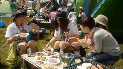 Moteki ep01 (704x396 XviD).ESP[CC]