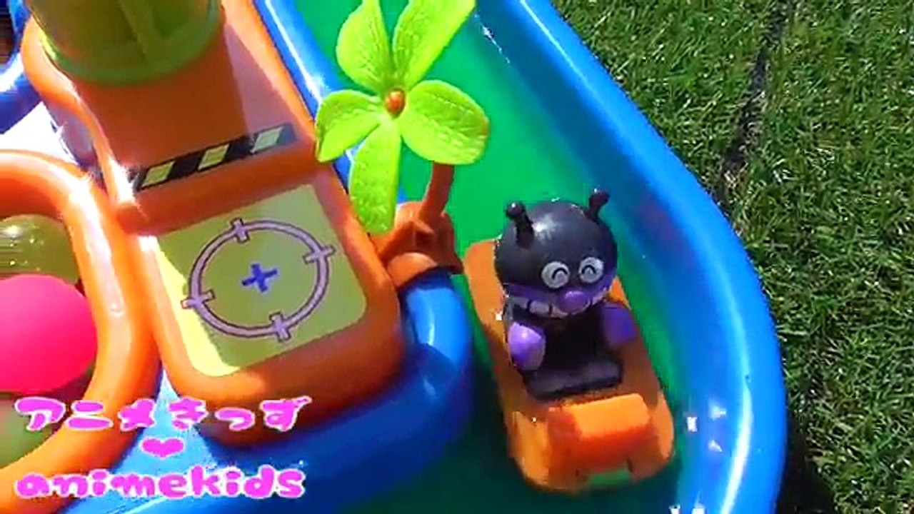 アンパンマン おもちゃ アニメ 流れるねばねばスーパーボール プール 水遊び  animekids アニメきっず animation Anpanman Toy