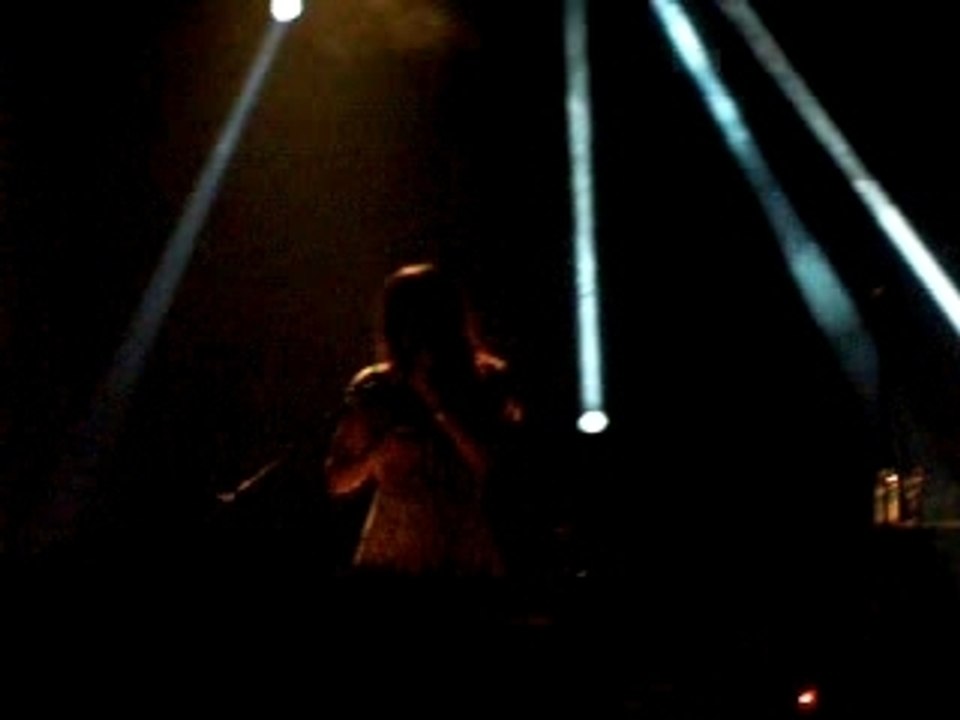 Blonde Redhead @ Paris, Misery Is A Butterfly 1/6