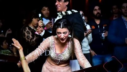 Urwa-Hocane-Dancing-Drinking-and-partying in-an-Indian-Night-club