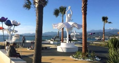 Fethiye'de Özgecan Aslan Parkı'ndaki Balerin Heykelleri Kaldırıldı