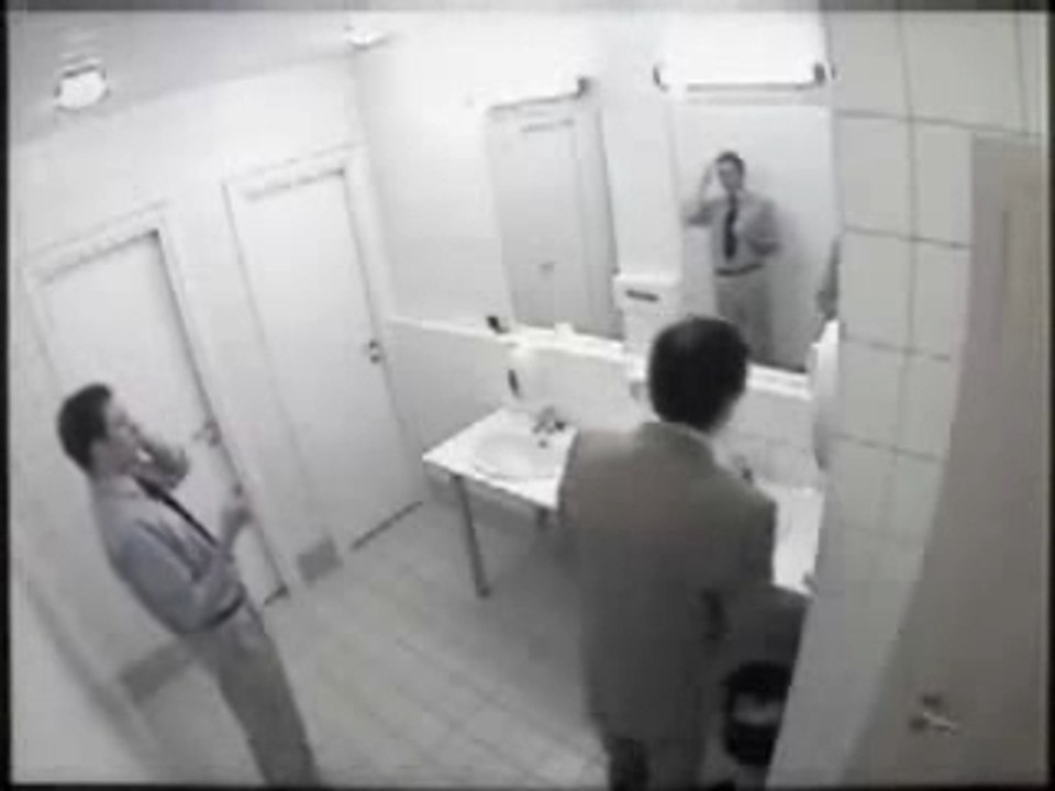 il ne faut pa fumer au toilette