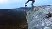 Прыжок со скалы с неуложенным парашютом
