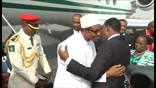 Arrivée des chefs dEtat étrangers pour lhommage à Kérékou