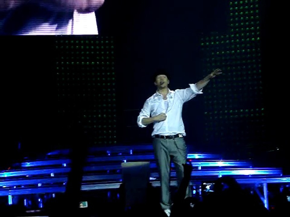 New Kids on the Block in Pittsburgh Donnie Wahlberg 2009