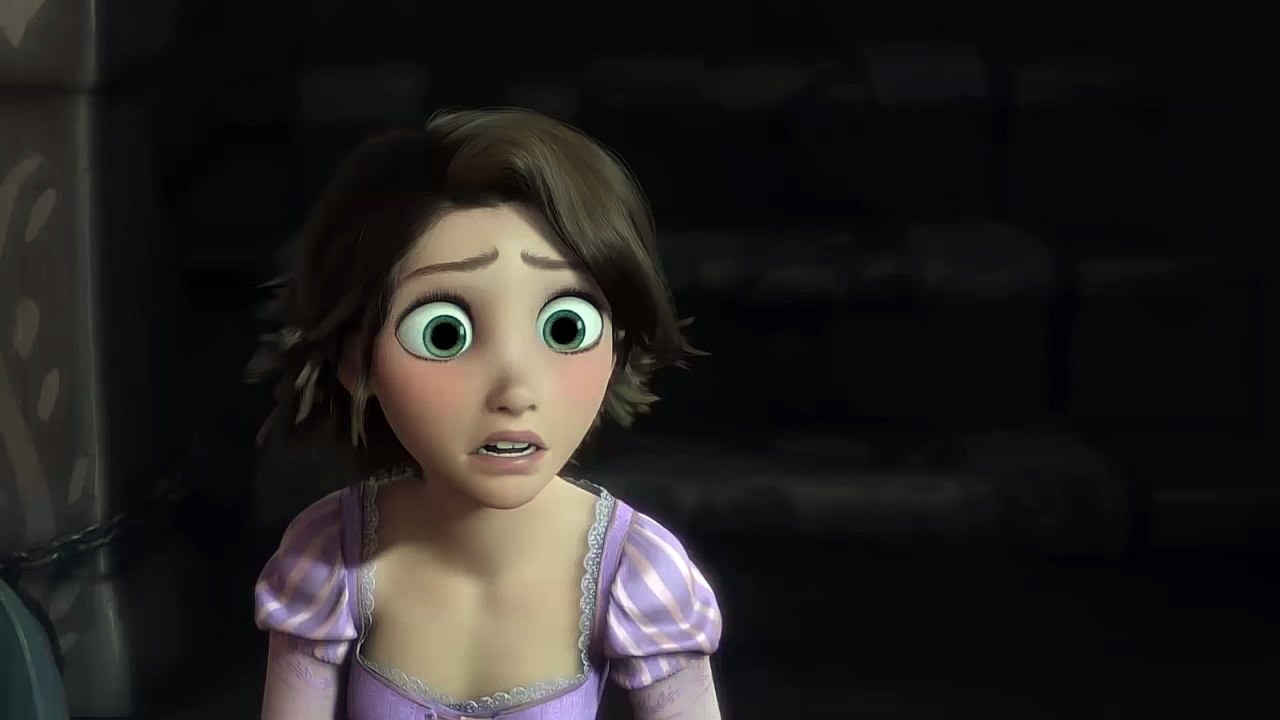 Tangled - Rapunzel saves Eugene's life HD