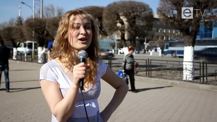 Парень убил своим ответом. Тема коротких юбок раскрыта.