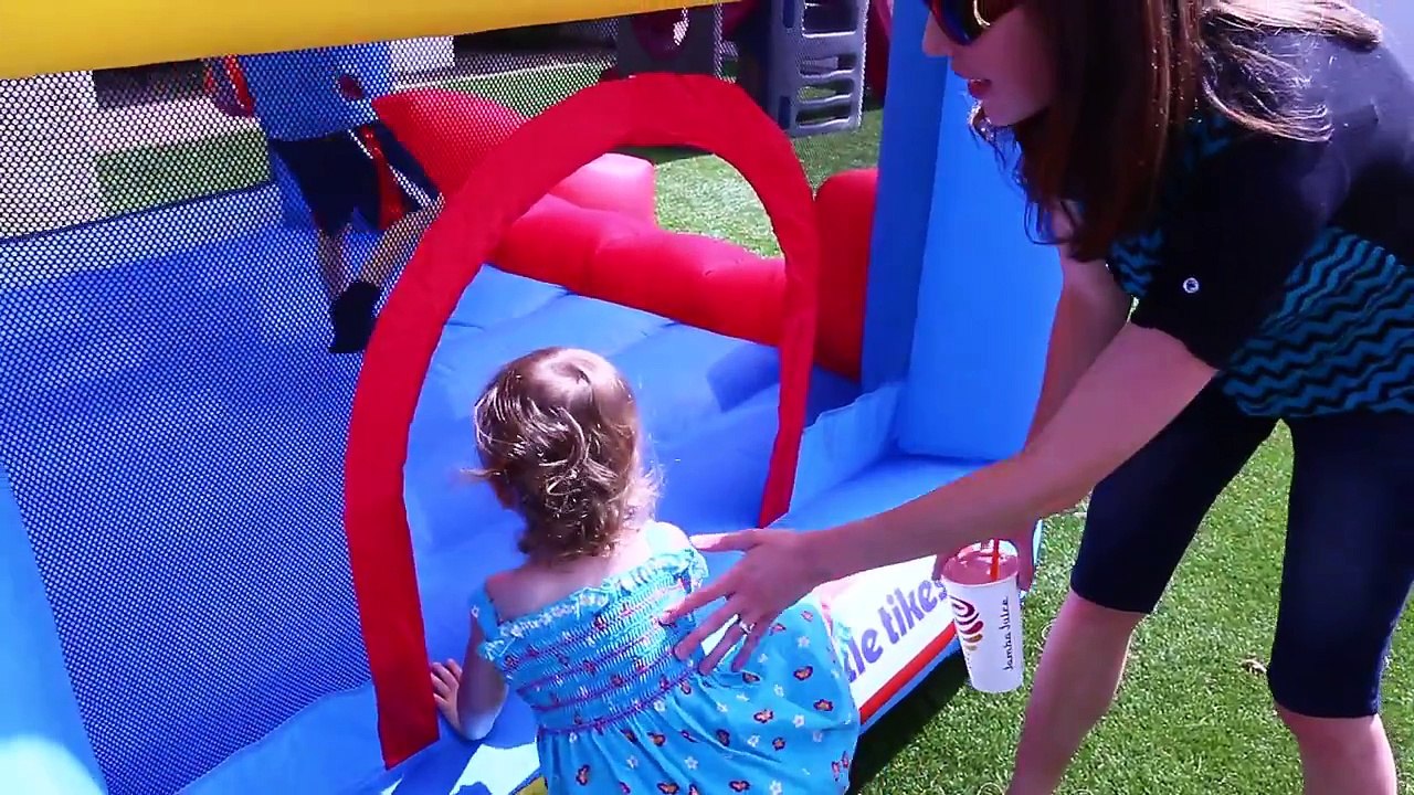 Bounce House & Ball Pit Family Fun with Little Tikes Kids Jr Sports & Slide Bouncer Jump C