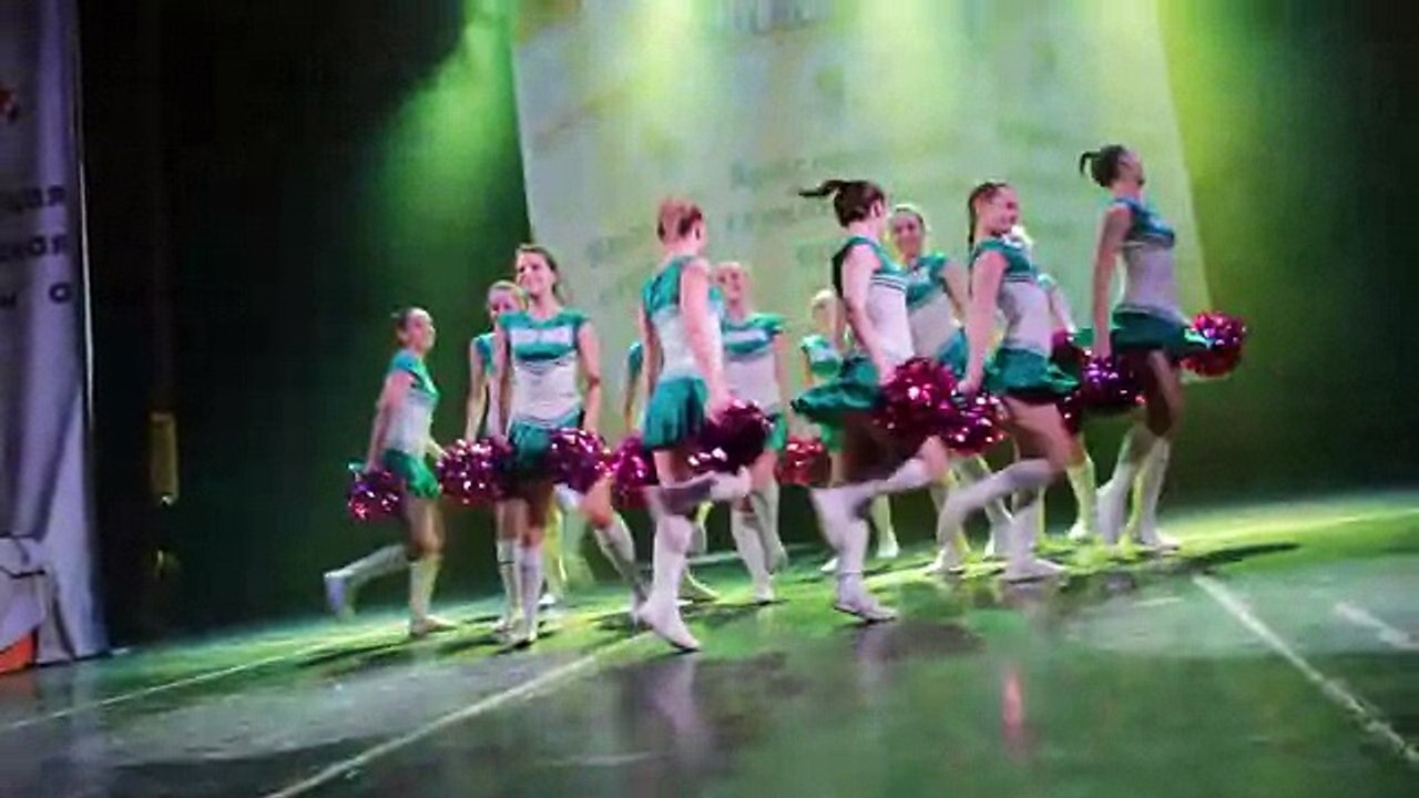 Just Dance - Черлидинг ЯрГУ @ Ярославская Студенческая Весна 2015