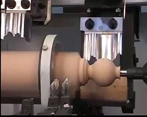 آلة تحول قطعة خشب إلى تحفة فنية رائعة !ـ