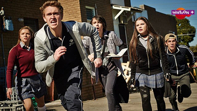 NOWHERE BOYS ENTRE DEUX MONDES - SAISON 2 - Résumé épisode 7 Deux pères (Série TéléTOON+)