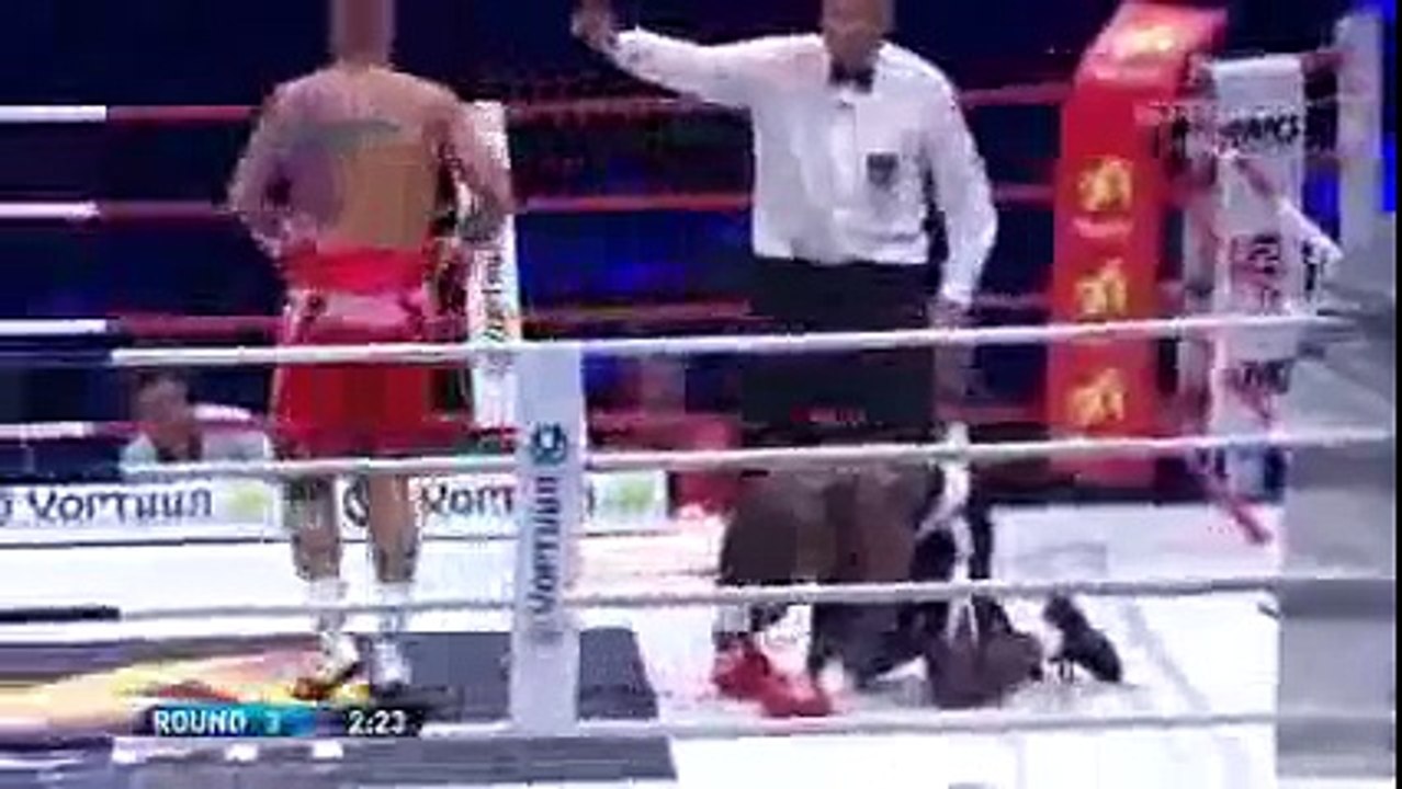 Александр Усик Бен Нсафоа НОКАУТ! Oleksandr Usyk vs Ben Nsafoah KO 26 04 2014