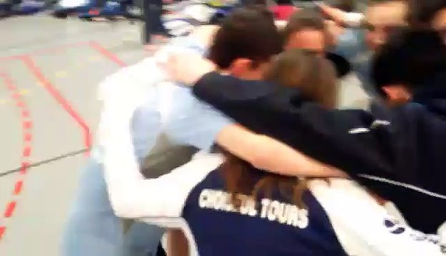 Cri de Guerre France 2016 J1