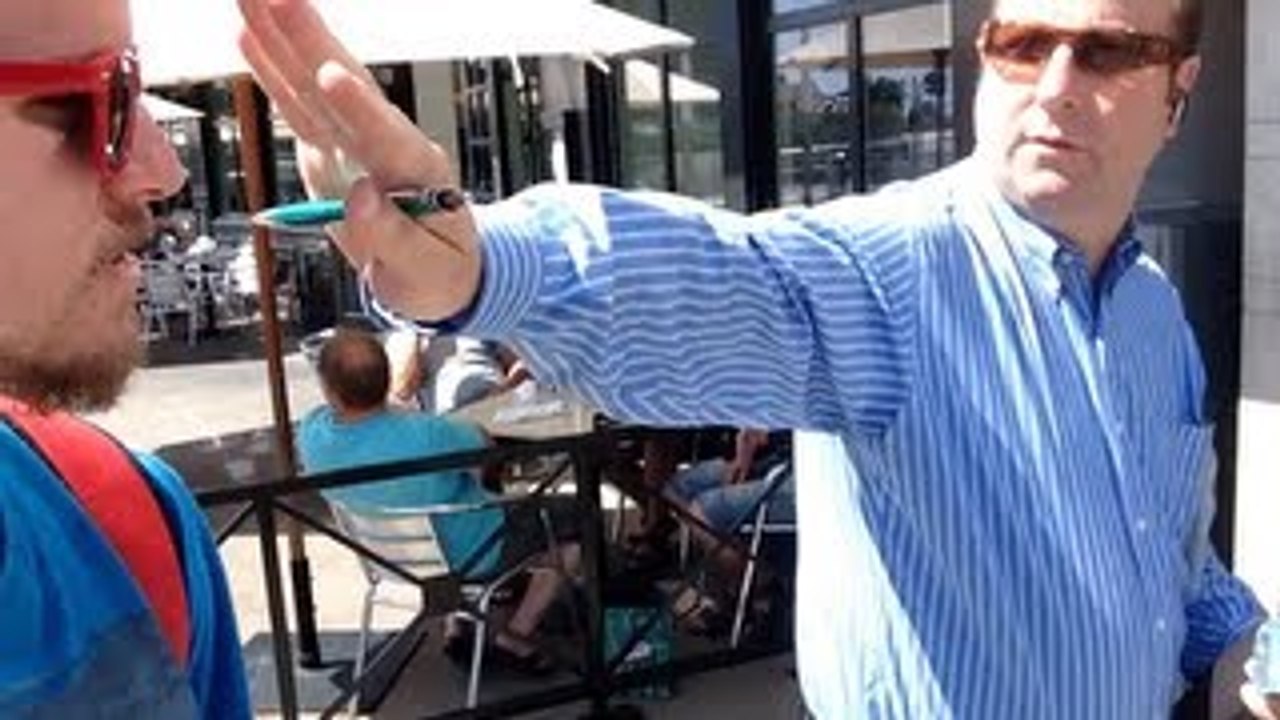 SELFIE TROLLING