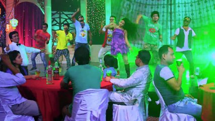 Mehedi Pata Dekhte Shobuj (Item) Video Song - Chinnomul 2016 Bangla Movie  By Kazi Maruf & Aurin HD