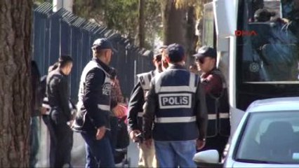 Şarkıcı Dilber Ay'ın Kardeşine Uyuşturucu Gözaltısı