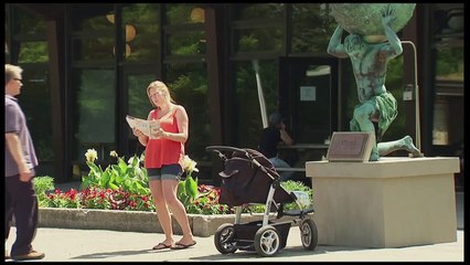 Relax Daily_Statue Crushes Crying Baby Prank