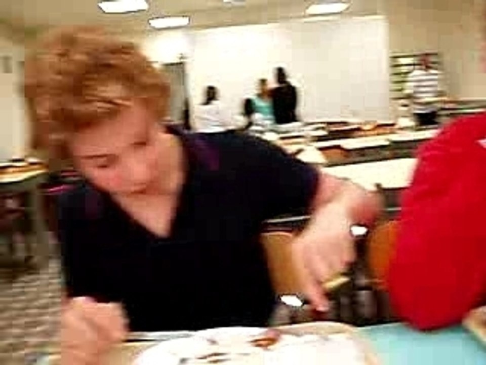 ahh    la cantine