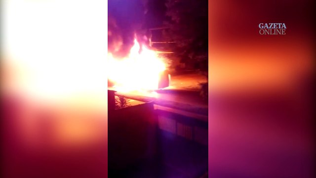 Transcol pega fogo em Nova Almeida na Serra