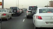 Ces automobilistes au Qatar vont voir passer un animal très dangereux