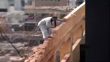 Découvrez le travail de démolition le plus dangereux du monde