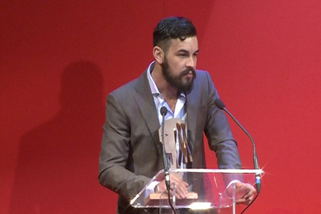 Mario Casas brilla en los premios 'Fotogramas'