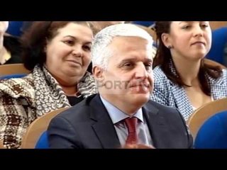 Report TV - Rama: Bëra 3 buqeta për nënën gruan,vjehrrën, ja ç'tha Majko