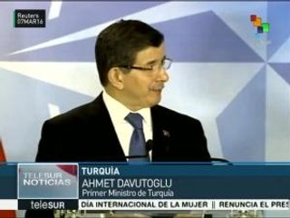 Turquía califica de "humanitaria" la misión de la OTAN en el mar Egeo