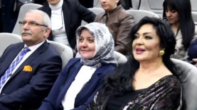 Türkan Şoray, Kadınlarla Bir Araya Geldi