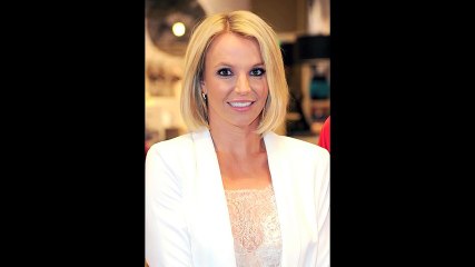 Britney Spears Dance On Beach! -HOLLYWOOD BUZZ TV