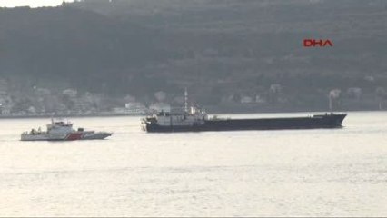 Çanakkale Rus Askeri Kargo Gemisi Karadeniz'e Yol Aldı