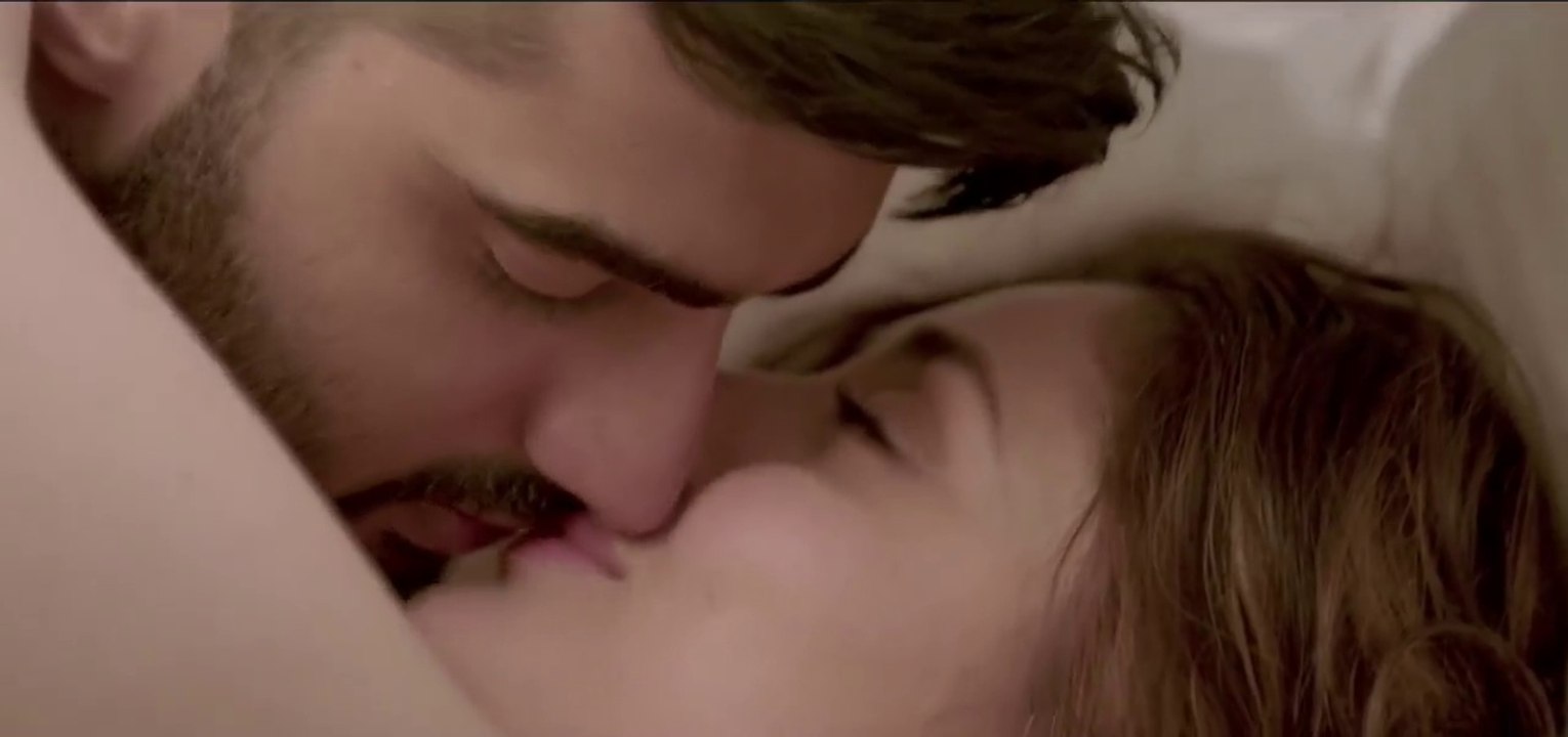 MOST WANTED MUNDA Video Song _ Arjun Kapoor, Kareena Kapoor _ Meet Bros, Palak Muchhal