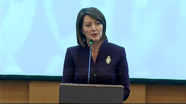 8 Marsi iu kushtohet grave e vajzave të dhunuara gjatë luftës - Top Channel Albania - News - Lajme