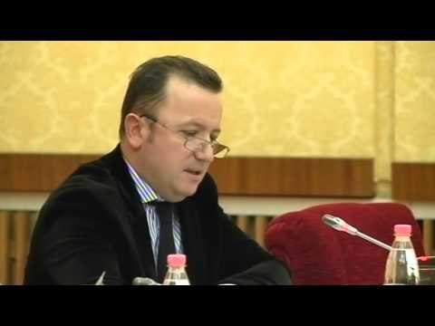 Report TV - Kuvendi çon në Kushtetuese mandatin e Koço Kokëdhimës