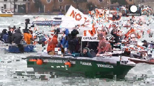 Венеція: протест на суші та у воді проти сполучення Ліон-Турин