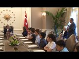 Cumhurbaşkanı Gül, Çankaya Köşkü'nde çocukları kabul etti