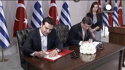 Türk ve Yunan başbakanlar işbirliği zirvesinde İzmir'de buluştu