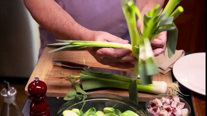 How to Clean Leeks with Chef Jonathan Waxman