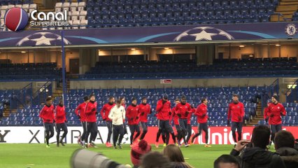 Stambouli, Kurzawa, Verratti jonglent avec un chewing gum